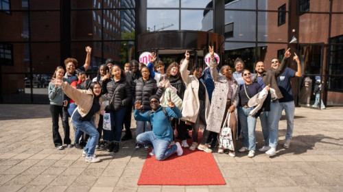 Caribische leerlingen ontdekken Inholland tijdens hbo-tour