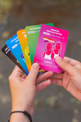 Kaartspel zet gender en inclusie op de kaart