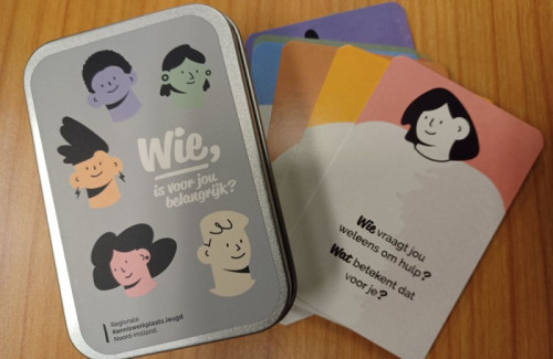 Kaartpraatspel helpt jongeren en hulpverleners steun uit eigen netwerk te benutten