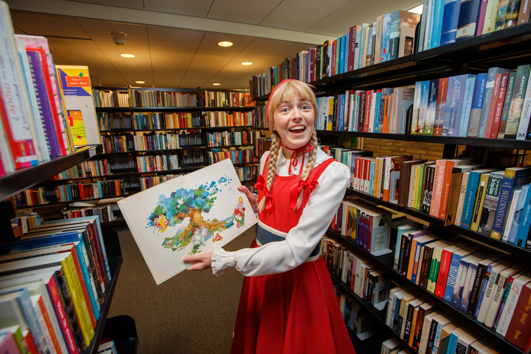 Efteling doneert boeken aan Books 4 Life