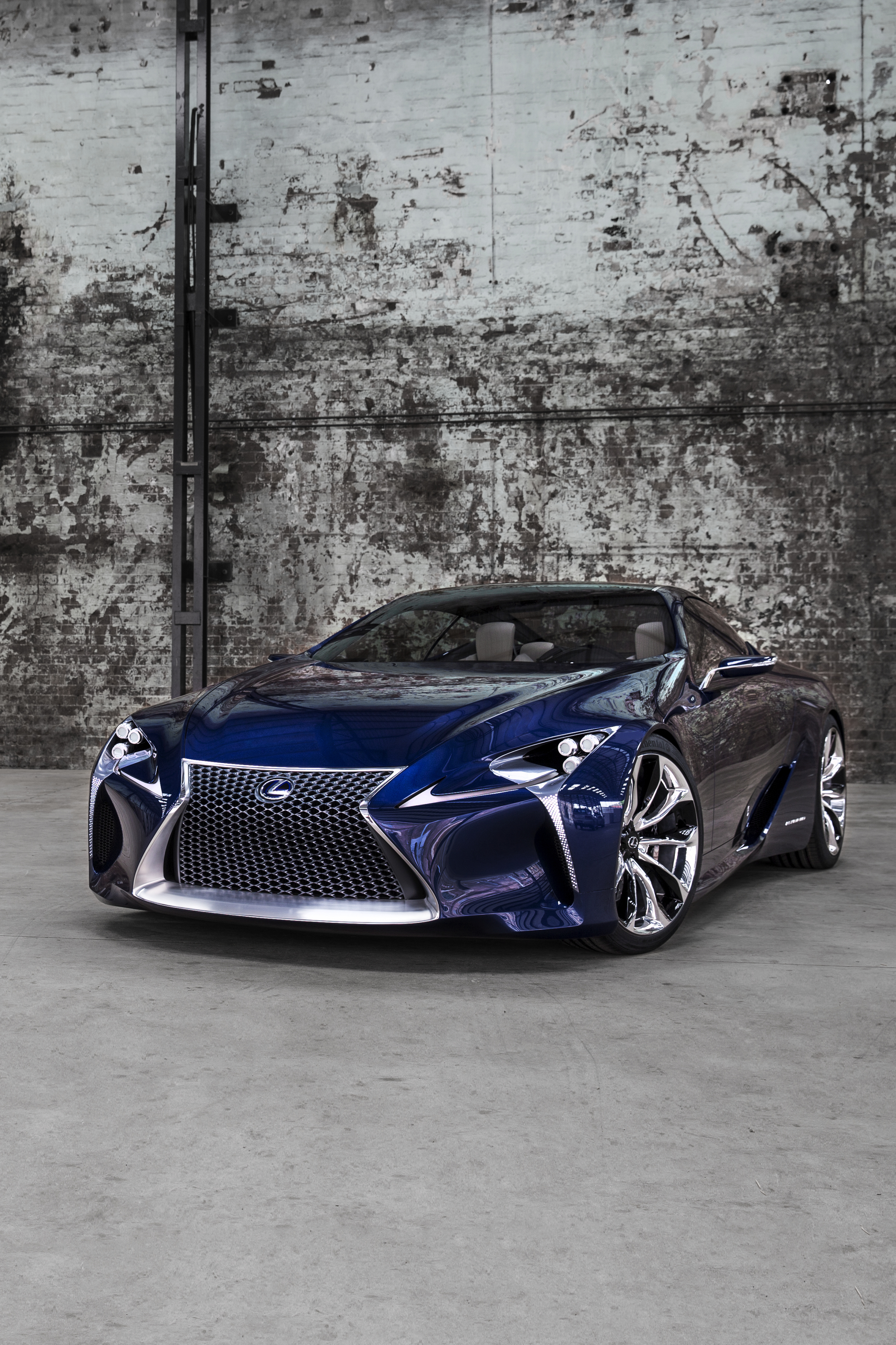 LF-LC CONCEPT CAR