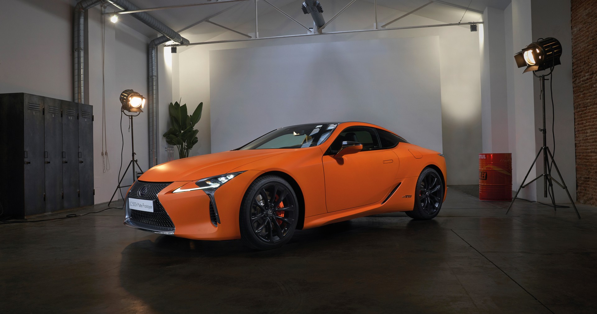 LEXUS REVEALS SPECTACULAR LC 500h 'MATTE PROTOTYPE' AT THE 2019