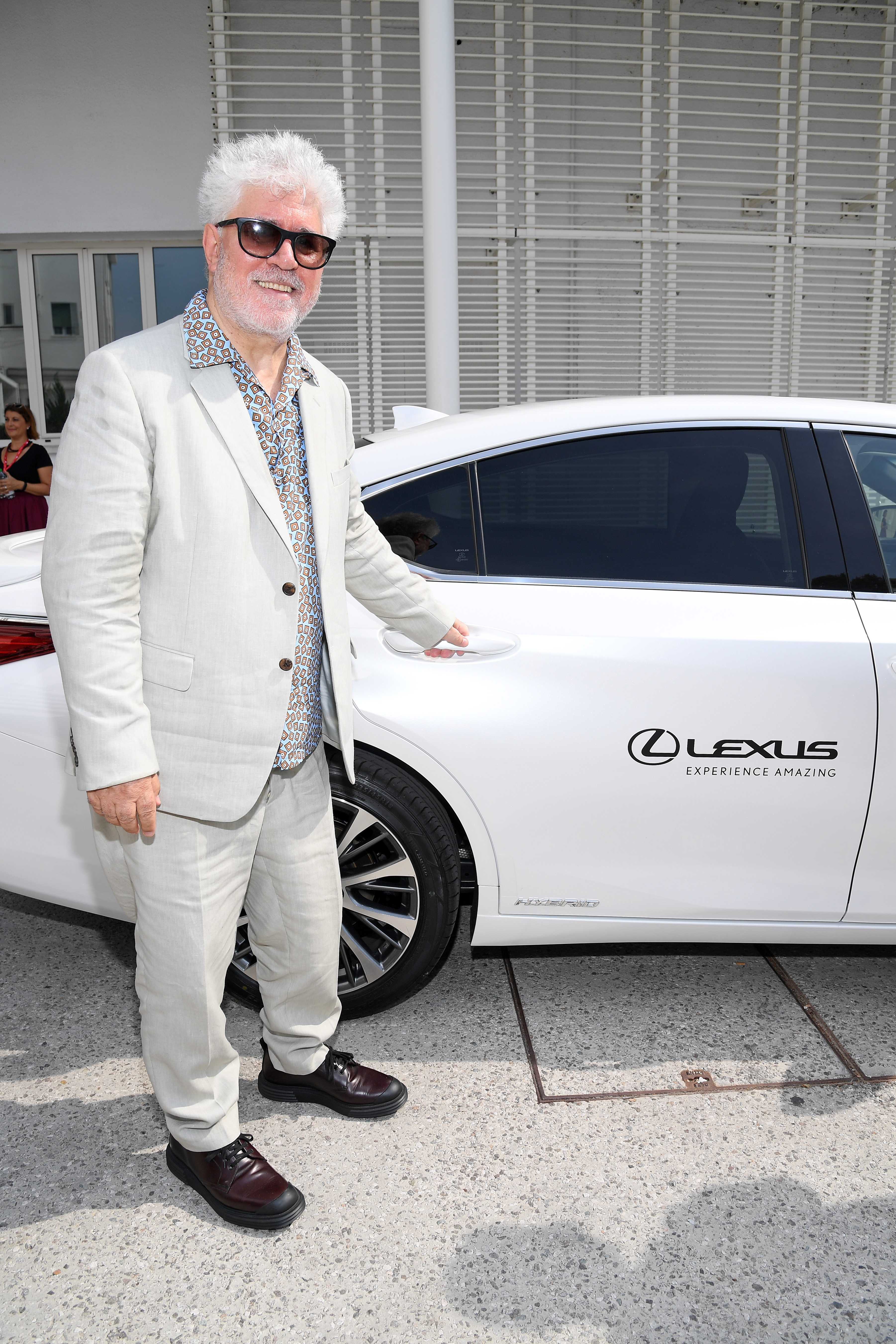 Lexus Cast LEXUS UX STARS ON THE RED CARPET OF THE VENICE FILM FESTIVAL