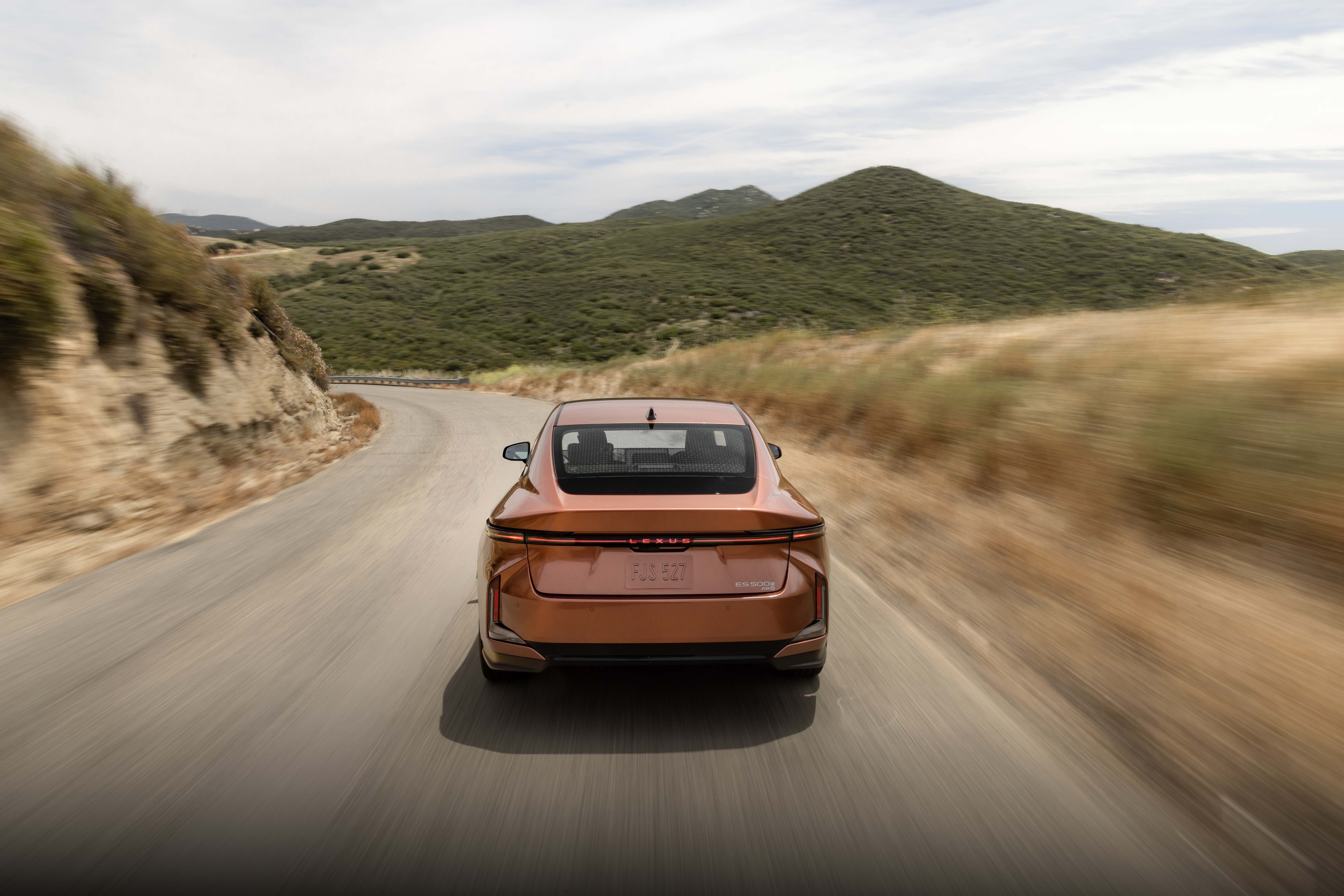 Lexus Es Vip Style THE ALL-NEW LEXUS ES: REDEFINING THE LUXURY SEDAN