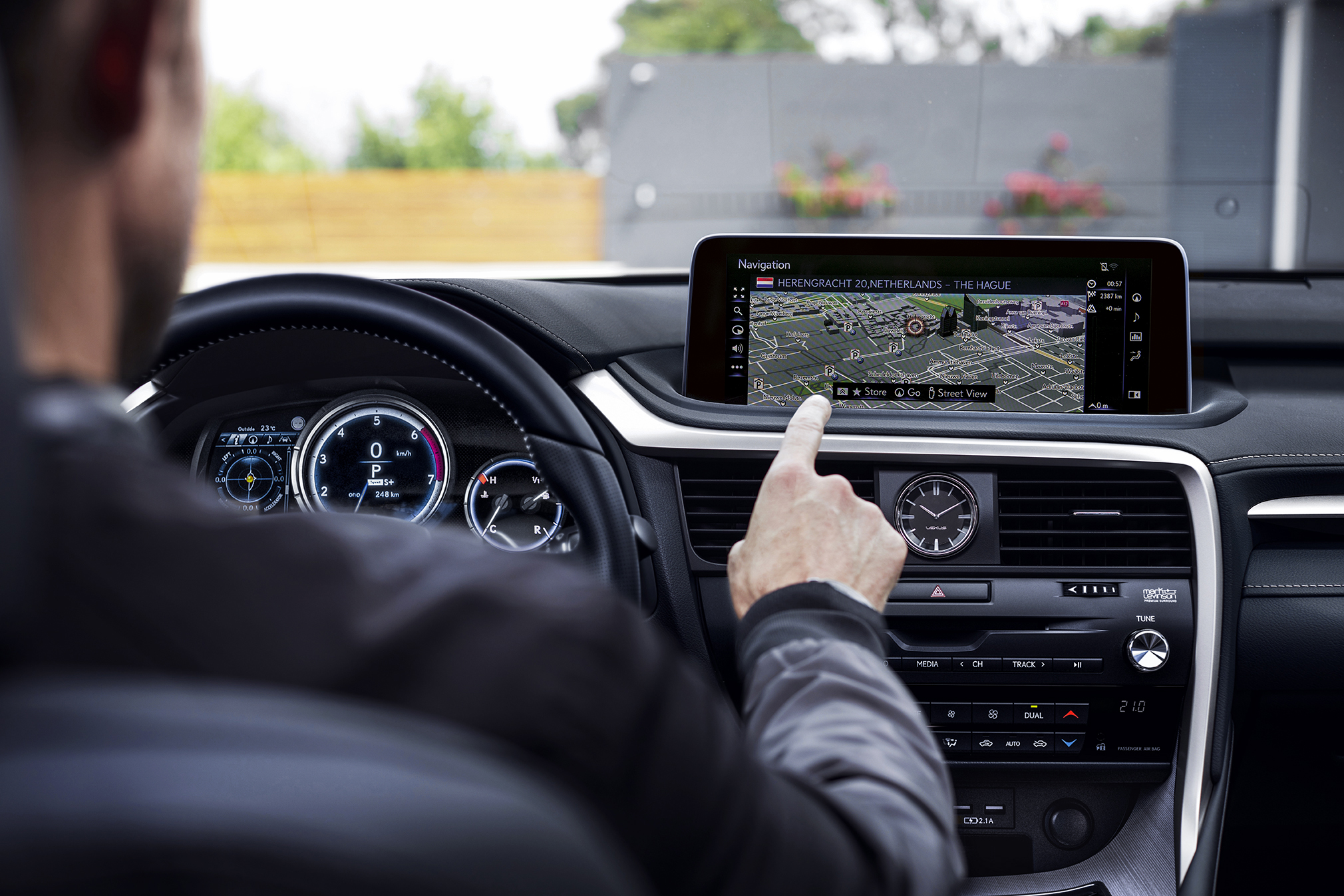 Lexus Rx450 Ui NEW LEXUS RX MAKES WORLD DEBUT