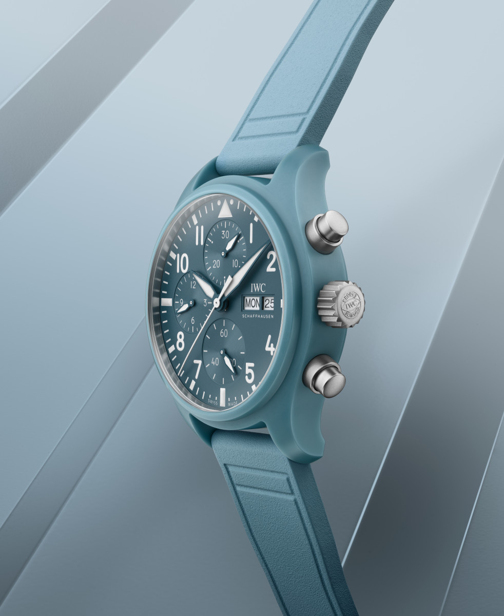 IWC 純正ストラップ パイロット トップガン ミラマー IWCシャフハウゼン、 夏らしいライトブルーで「トップガン