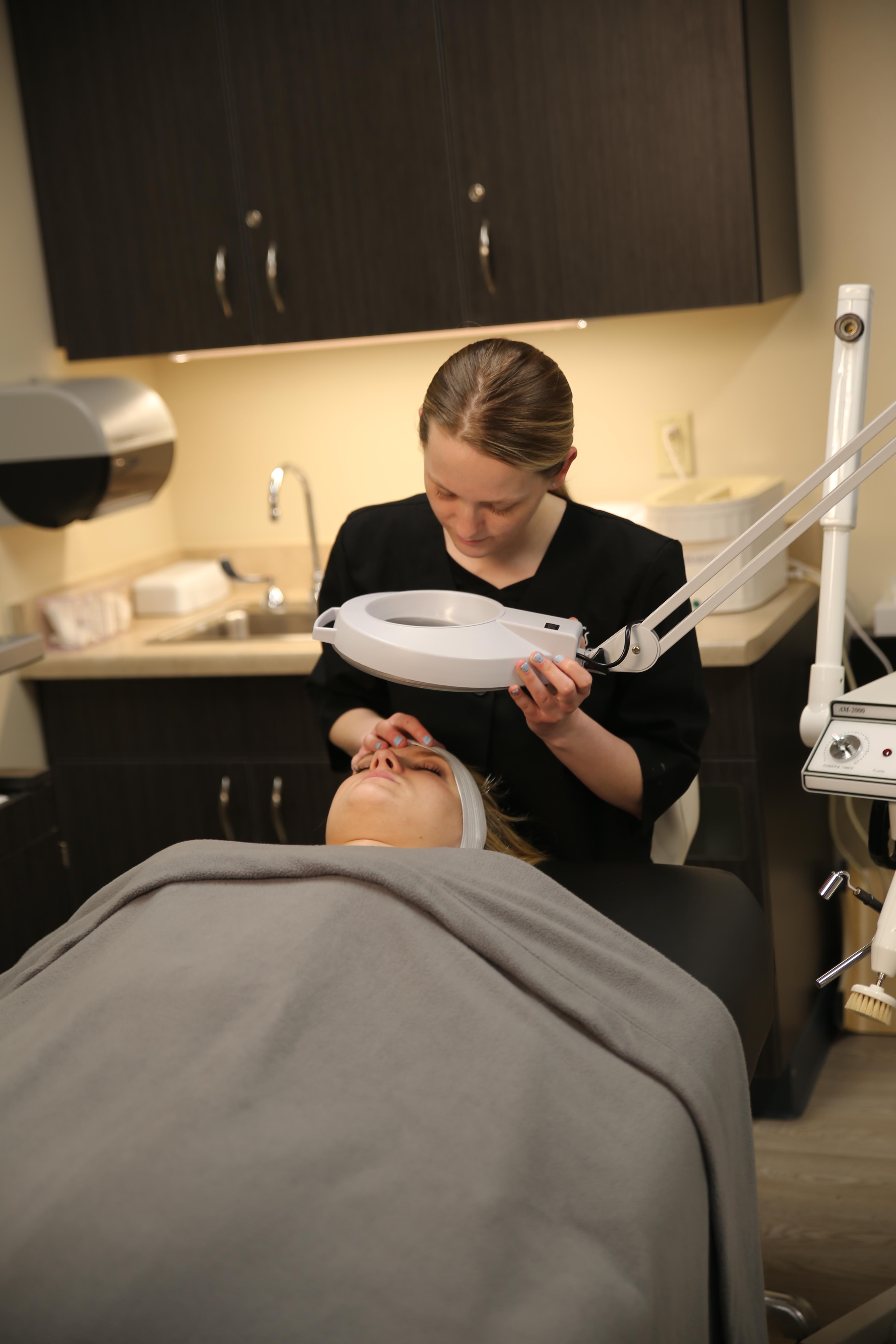New Master Aesthetician program trains students for careers in medispa