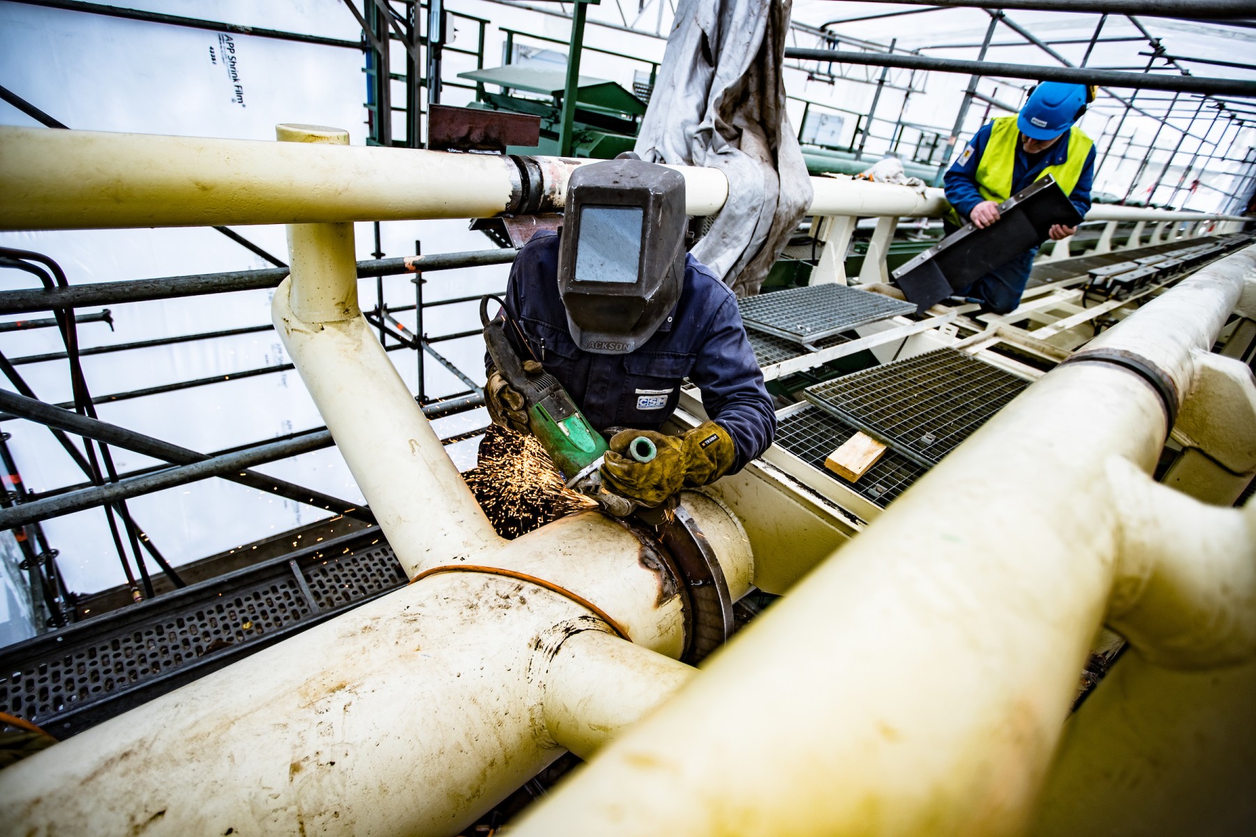 Efteling_Fachpersonal k&uuml;mmert sich um den letzten Schliff