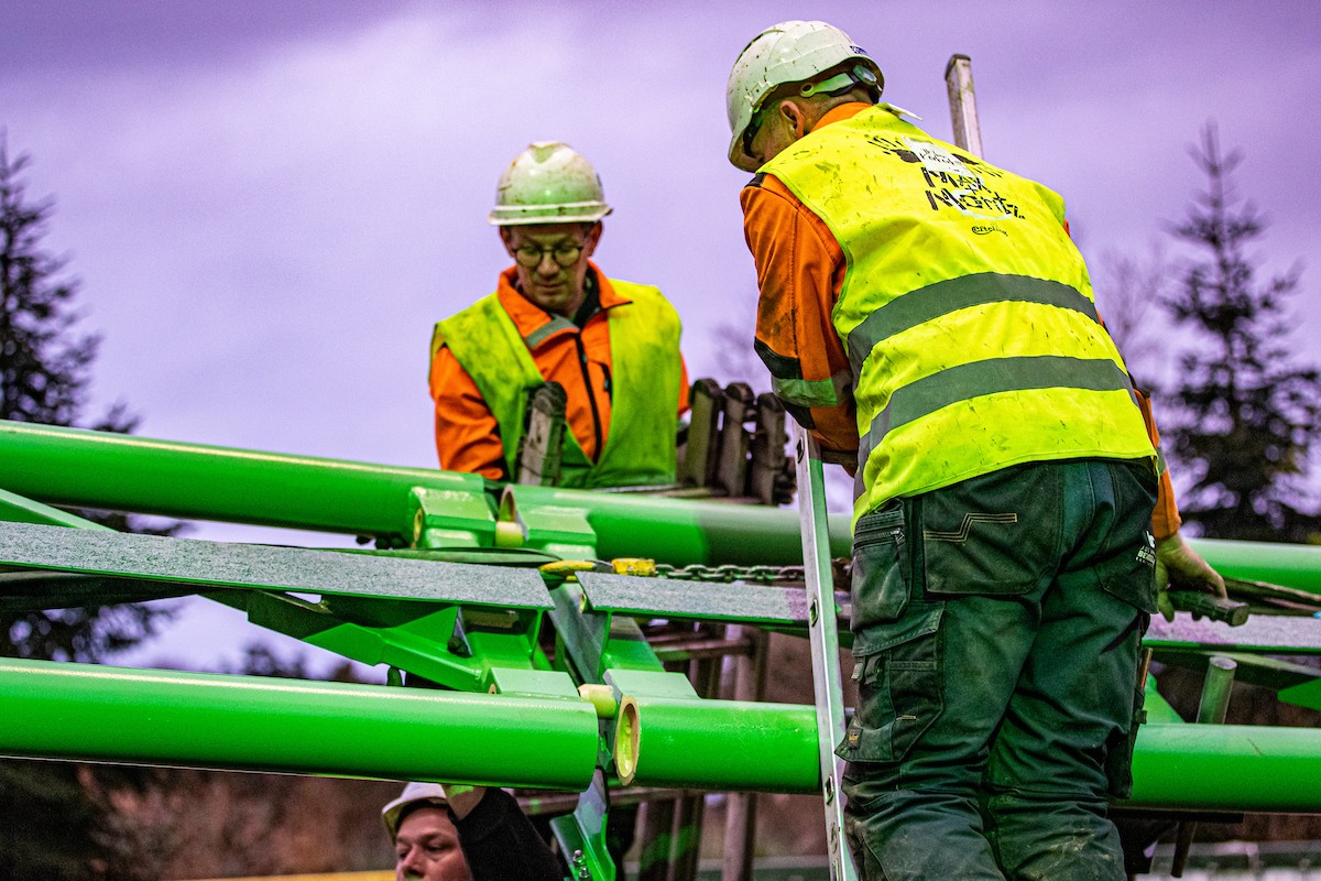 Efteling_Montage Max & Moritz-Achterbahn