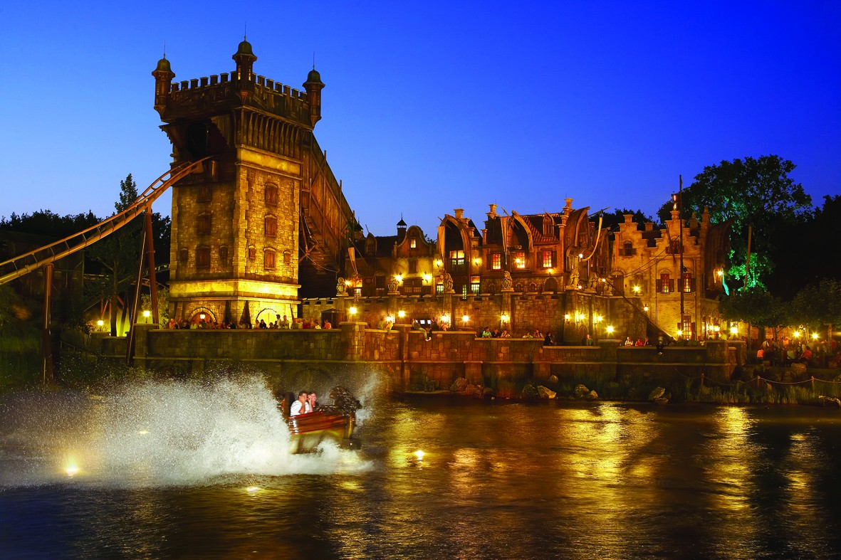 De Vliegende Hollander water coaster