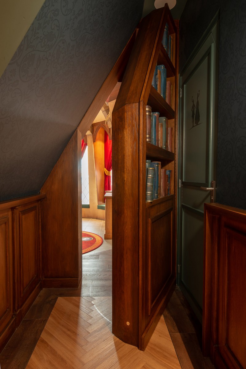 Efteling Hotel - Raveleijn Suite - doorgang naar Torenkamer