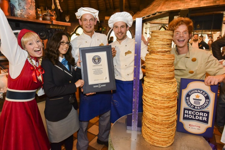 Efteling breaks the GUINNESS WORLD RECORDS™ title for the Tallest stack