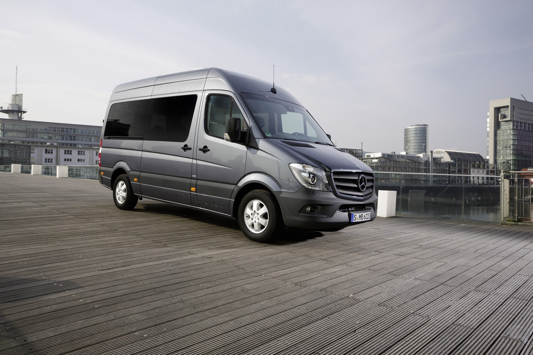 Mercedes-Benz Sprinter compie 20 anni