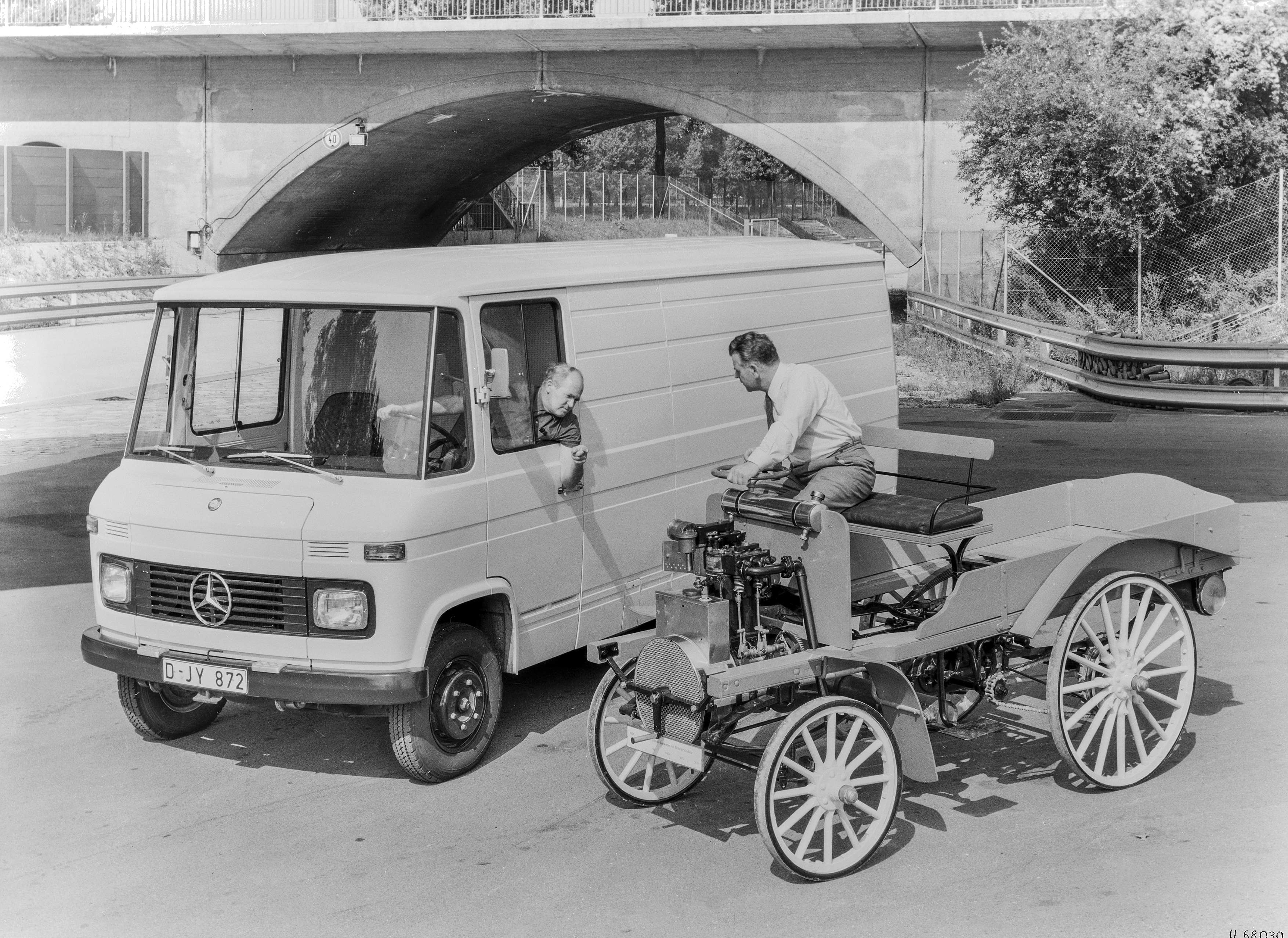 L’ancêtre des Sprinter & co.: l’utilitaire motorisé Daimler de 1899