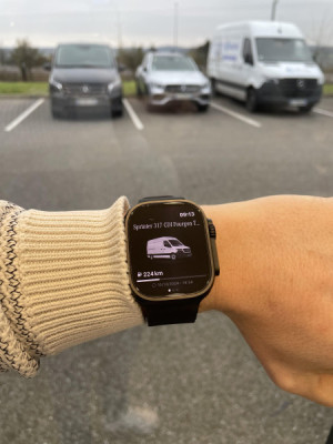 Apple Watch services connectés Mercedes-Benz Vans