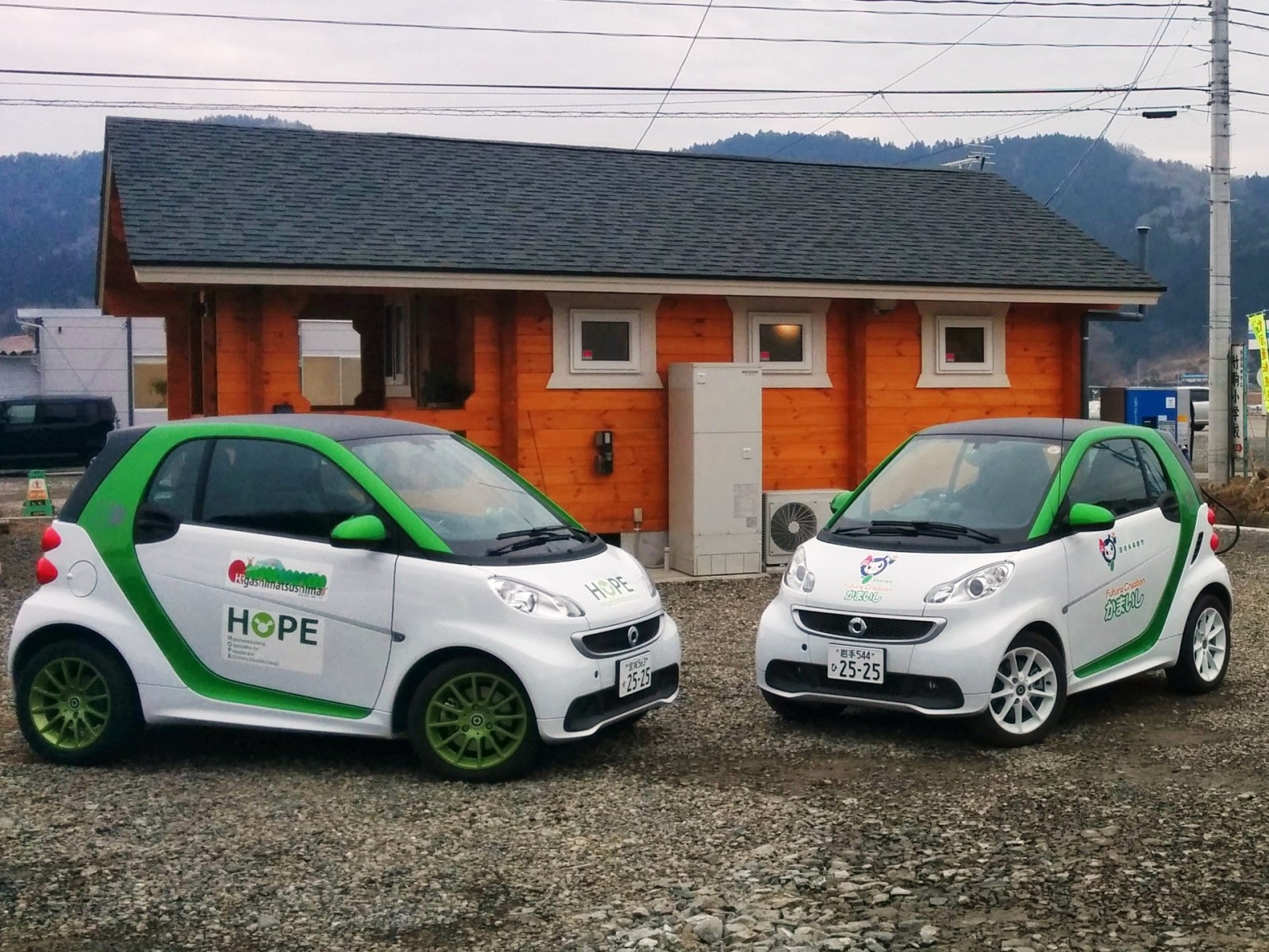 メルセデス ベンツ日本 東北2市に電気自動車を無償譲渡 メルセデス ベンツ日本 東北2市に電気自動車を無償譲渡