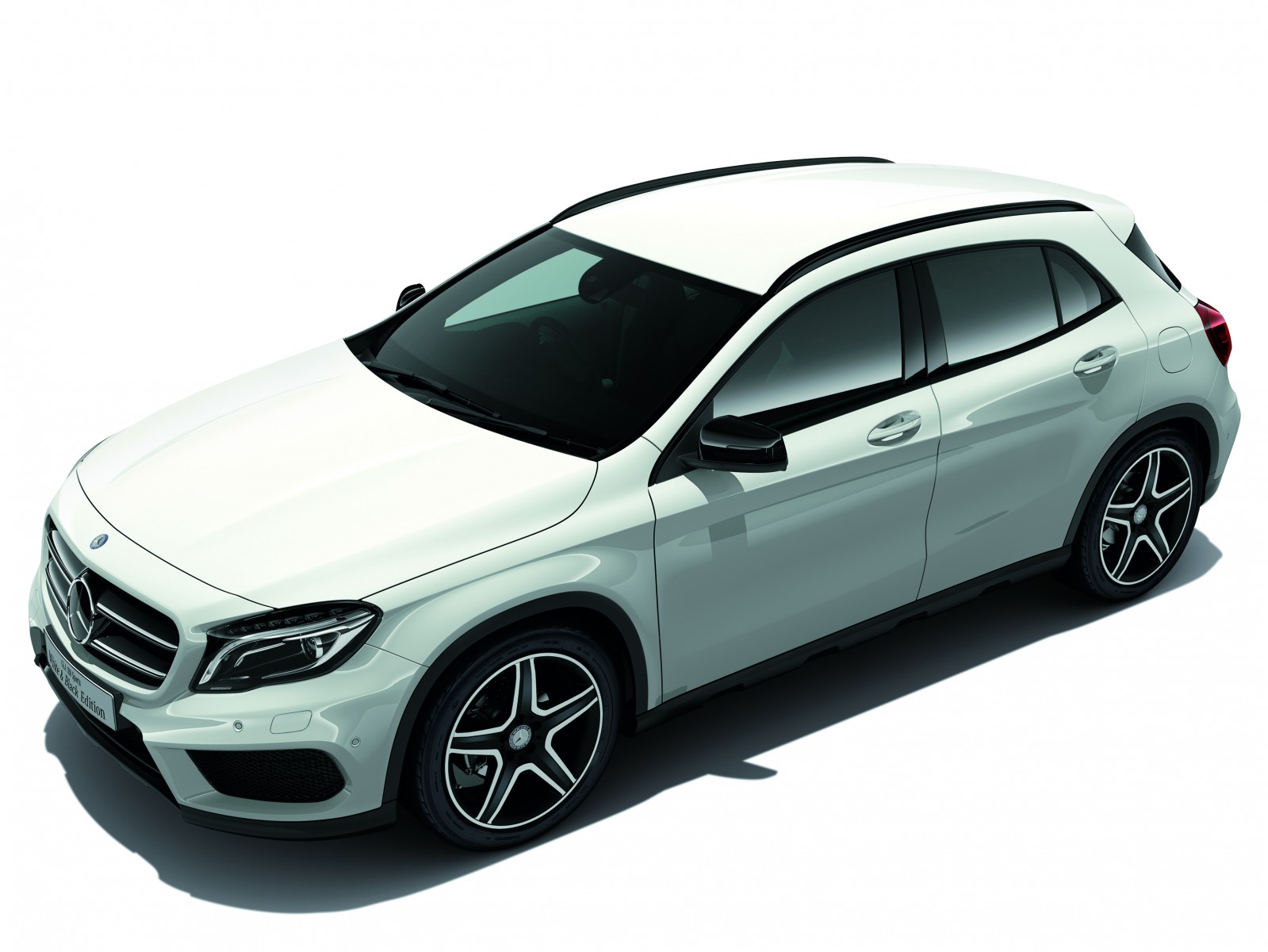 ベンツ GLA180