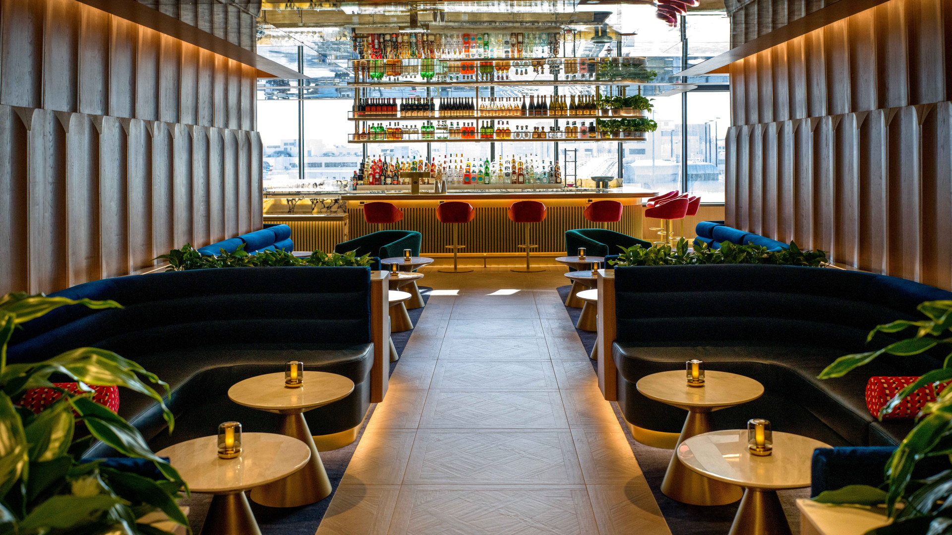 British Airways opens brand-new lounge at MIA British Airways opens brand-new lounge at MIA