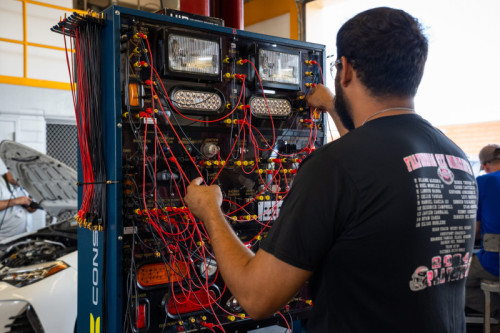 Meeting a high benchmark…Del Mar College’s Automotive Applied Technology Program receives ASE Training Program Accreditation image
