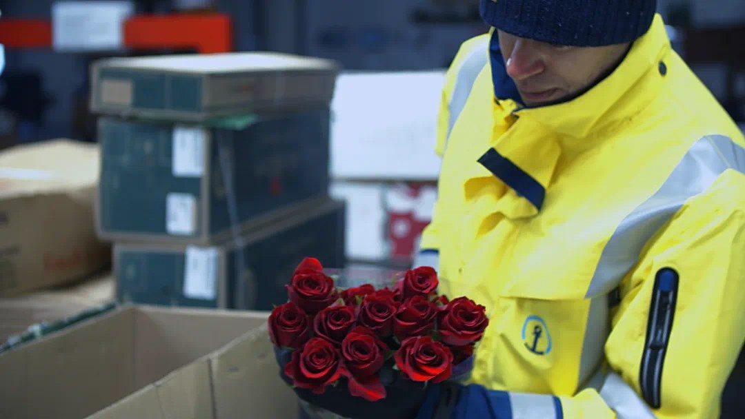 Rose handling