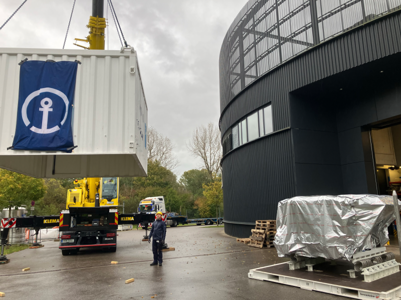 Spiegel-Teleskop-Verladung-ESO-2