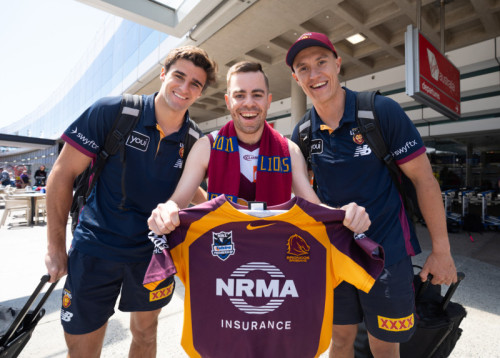 Superfan Dan Martini with Lions James Tunstill and Hugh McCluggage