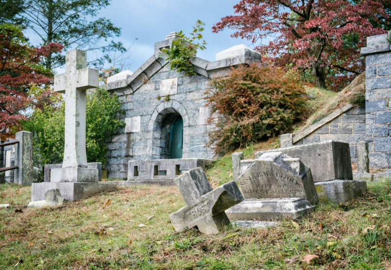 Sleepy Hollow Cemetery. Credit - Chris Boese on Unsplash.com