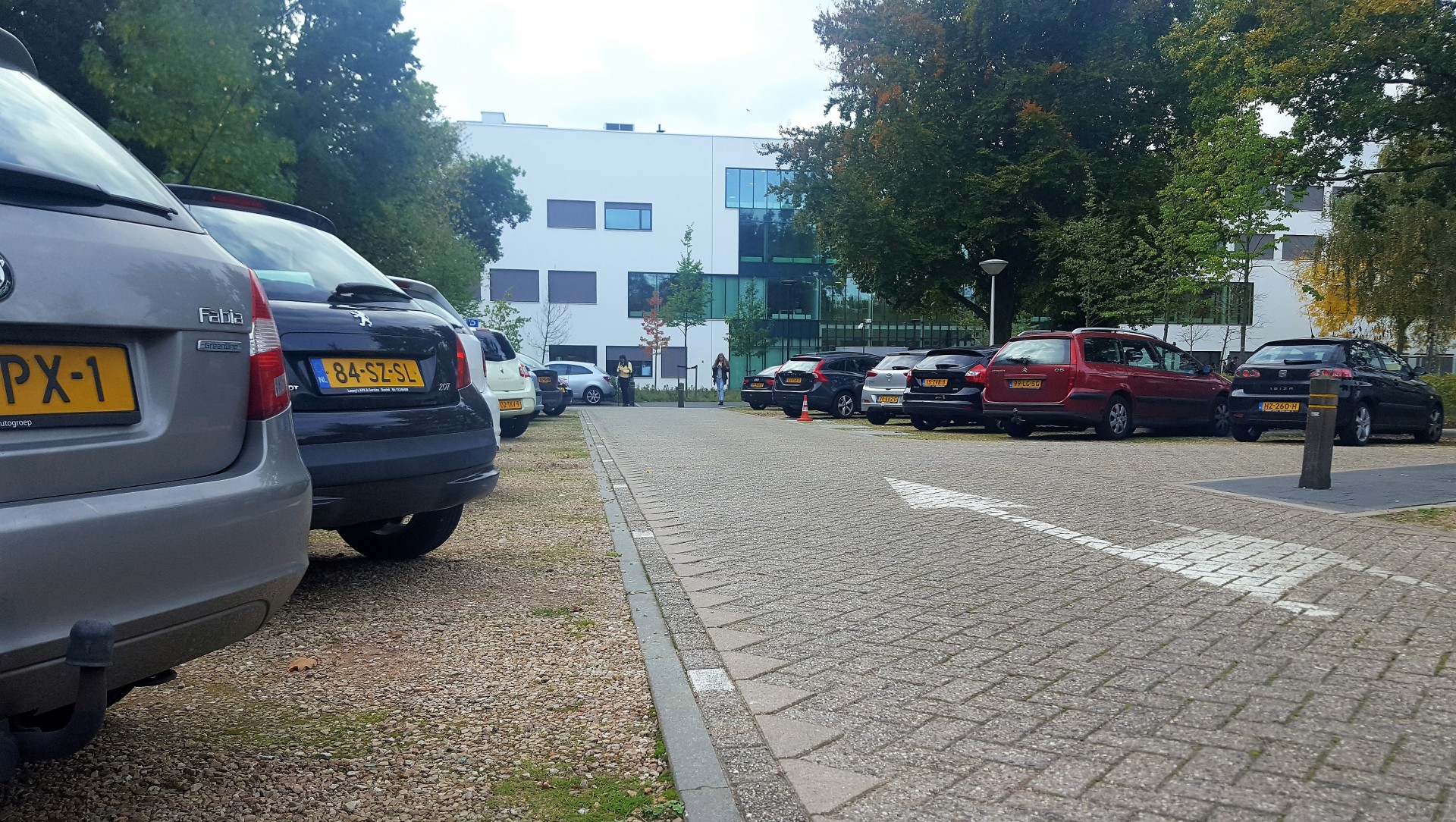 Betaald parkeren komt eraan bij Fontys, maar hoe?