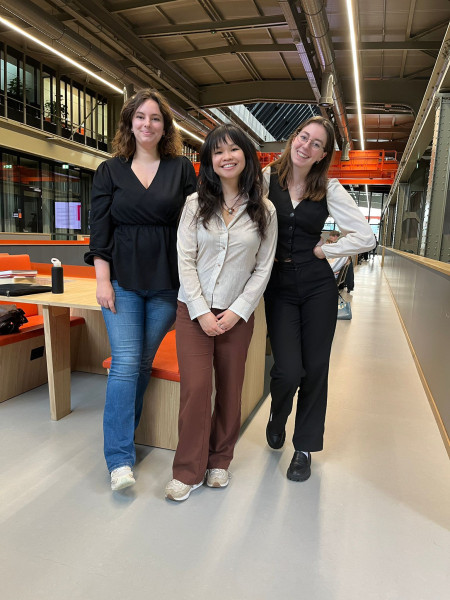 De studenten Ylva, Mai-lin en Lisa