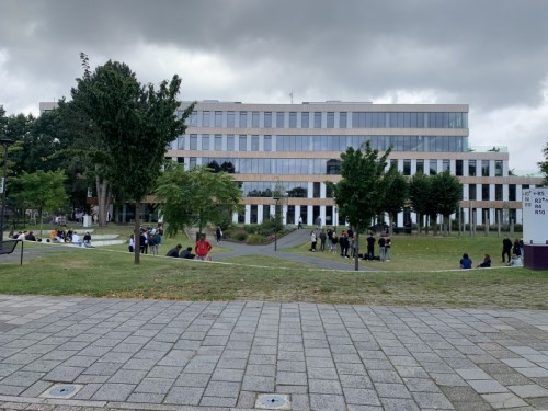 Verplichting van de coronapas zorgt op campussen van hogescholen voor een logistieke puzzel van jewelste.
