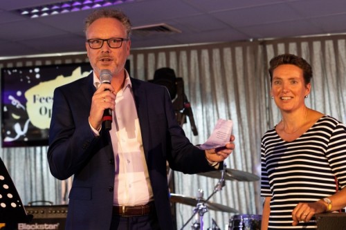De directeuren Ronald Philipsen en Anja Klomps van Fontys Hogeschool Economie en Communicatie.