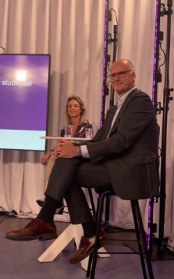 Fontys-voorzitter Joep Houterman bij de officiële opening van het collegejaar