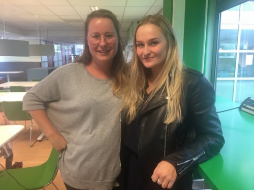 Marleen (links) en Lotte