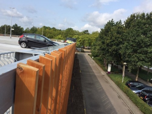 Fontys-studenten kunnen altijd nog hun auto kwijt in de parkeergarage bij het vertrouwde R1. 