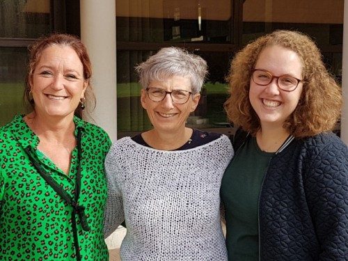 Merel van den Boom, Hanny Theunissen en Eline Ambaum van BS De Driestam.