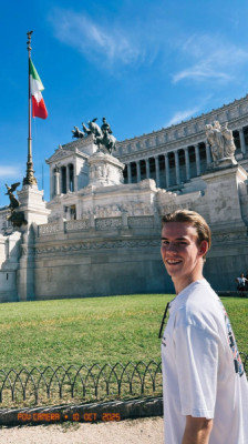 Finn in Rome