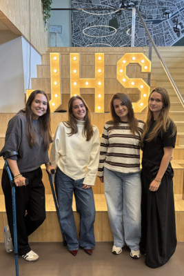 Yfke, Janneke, Julia en Liz