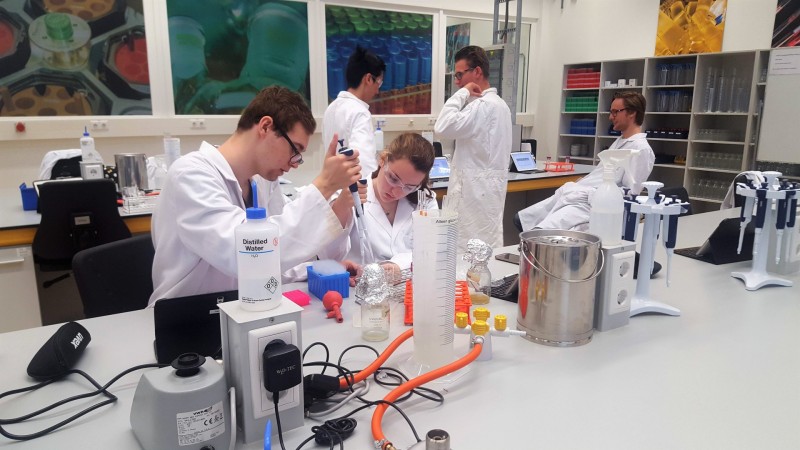 Laboratoriumonderzoek bij Fontys