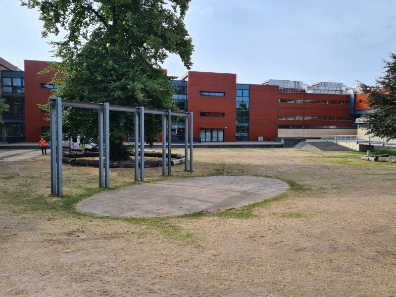 Rust in de tuinen van FHK