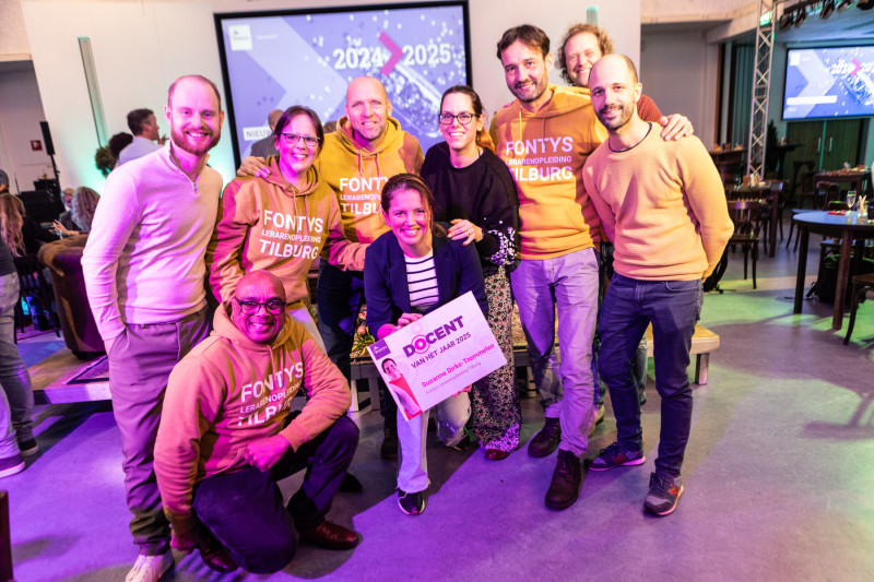Susanne Dirks met haar collega's van FLOT