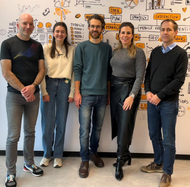De onderzoeksgroep van Fontys en TU/e met vlnr: Joost Schoeber, Yosta de Stigter, Harm van der Veer, Anne Loonen (Fontys) en Maarten Merkx.
