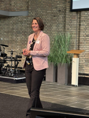 Pauline van den Berg tijdens haar presentatie