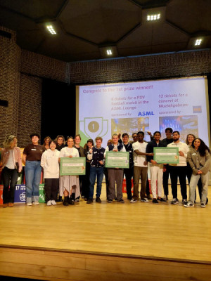 Alle winnaars op het podium