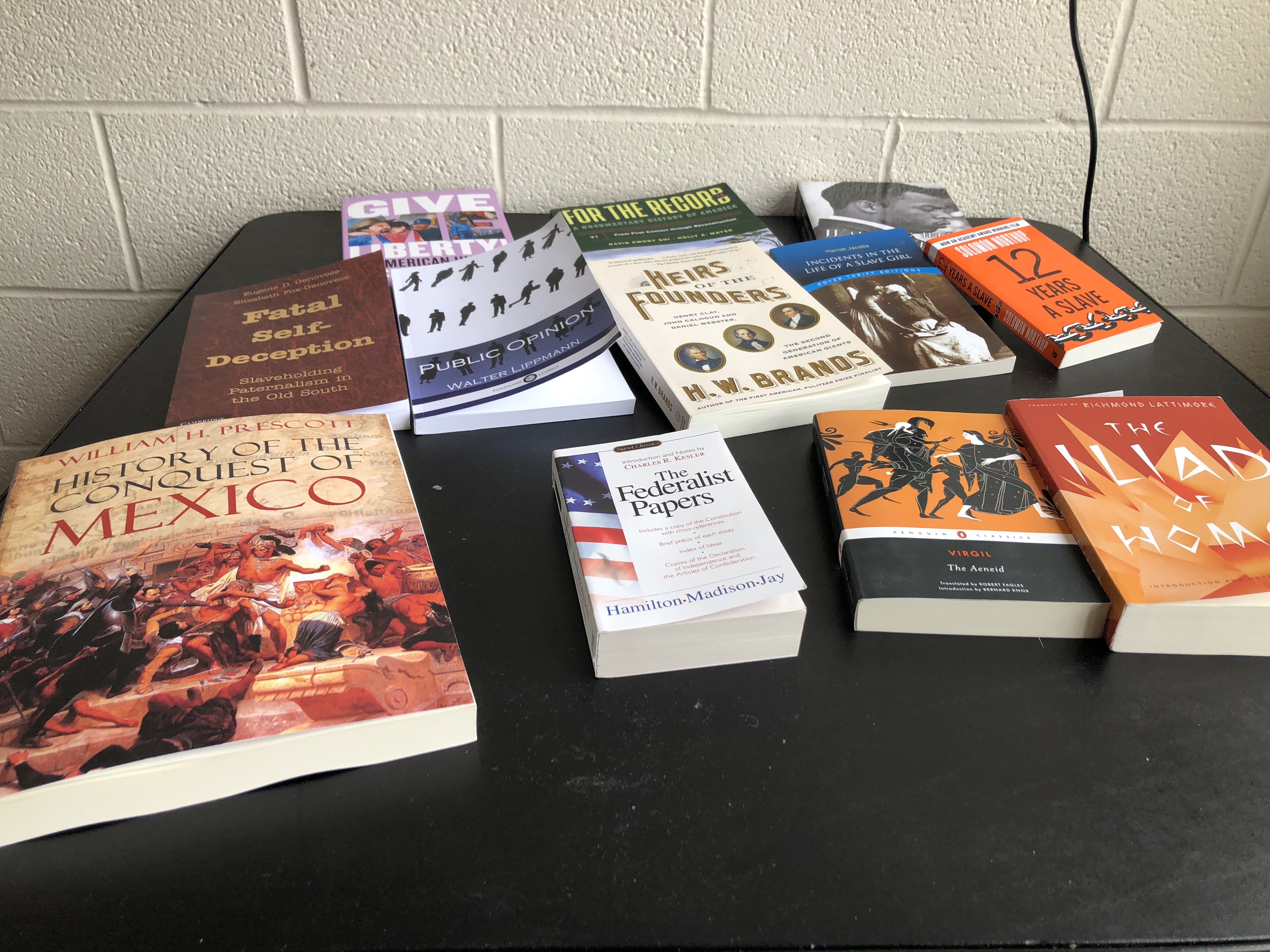 Studenten moeten in het begin van hun opleiding een instructie over het gebruik van bronnen hebben gehad.