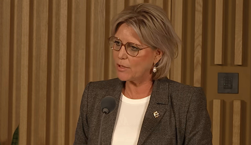 Minister Letschert