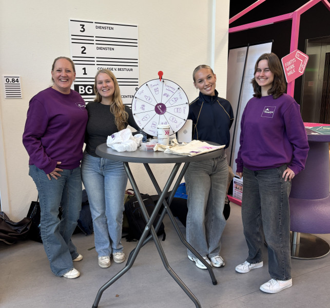 Marije, Roos, Amy en Marije