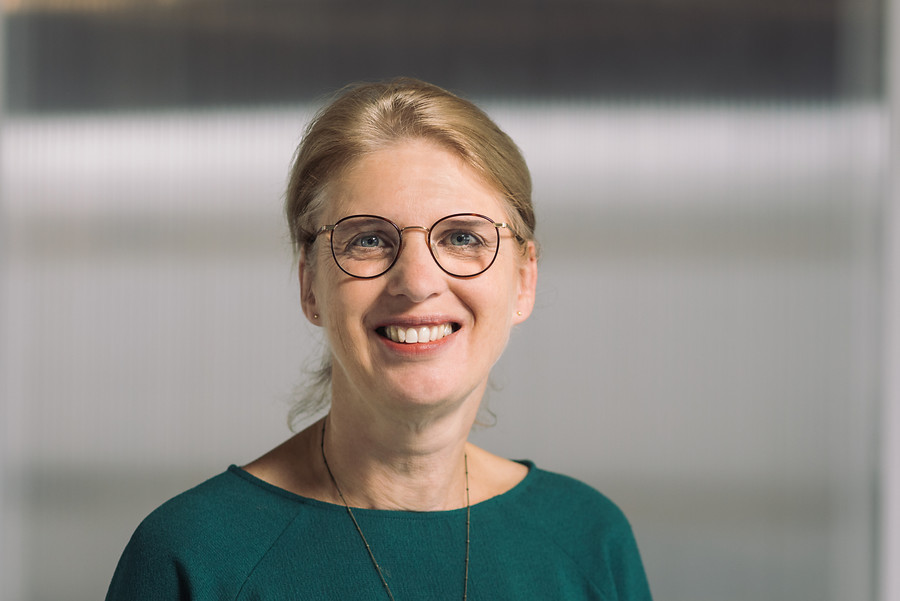 Eveline Wouters