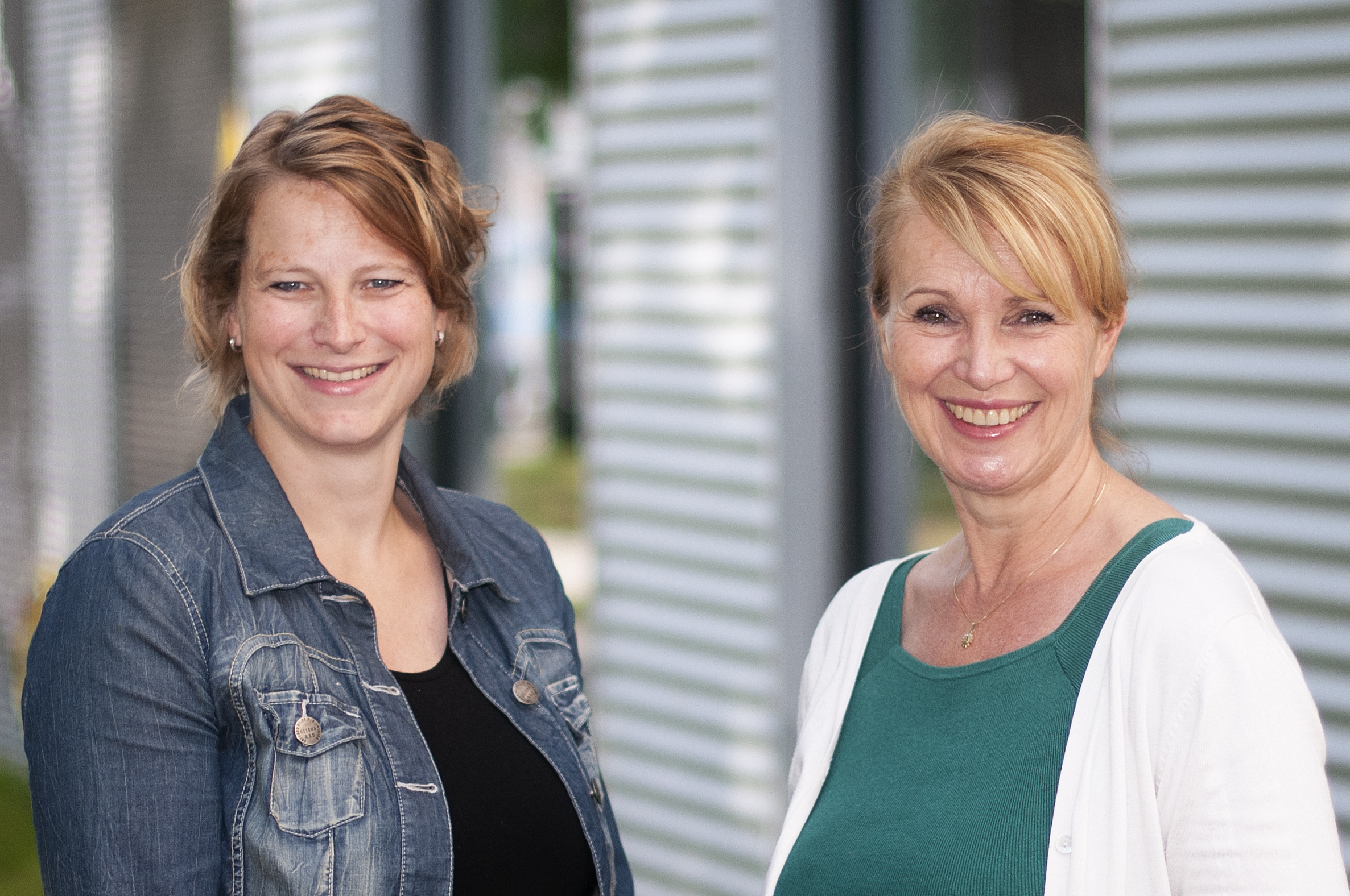 Initiatiefnemers Manon Krabbenborg (links) en Marlou Heskes