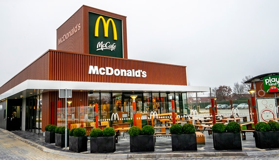 Het werk bij afhaalrestaurants gaat gewoon door.
