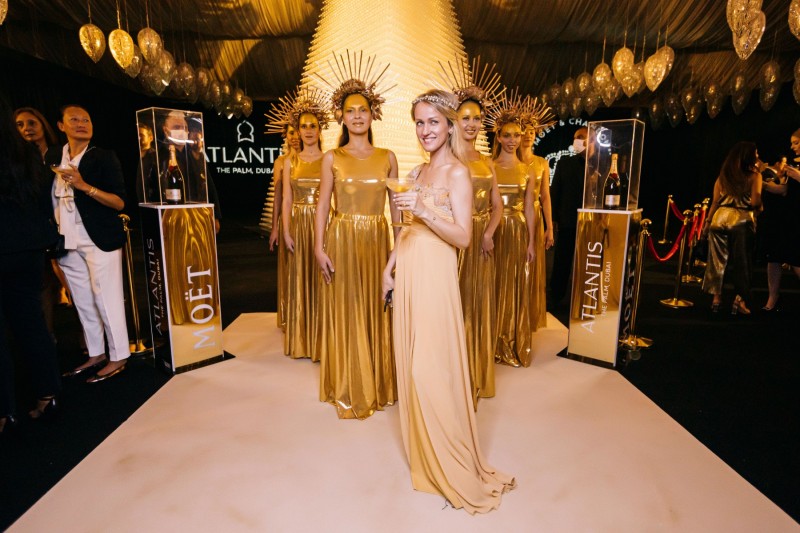 Atlantis, The Palm And Moët & Chandon Raise A Toast To 2022, Achieving